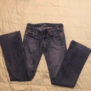Miss Me Distressed Jean size 28